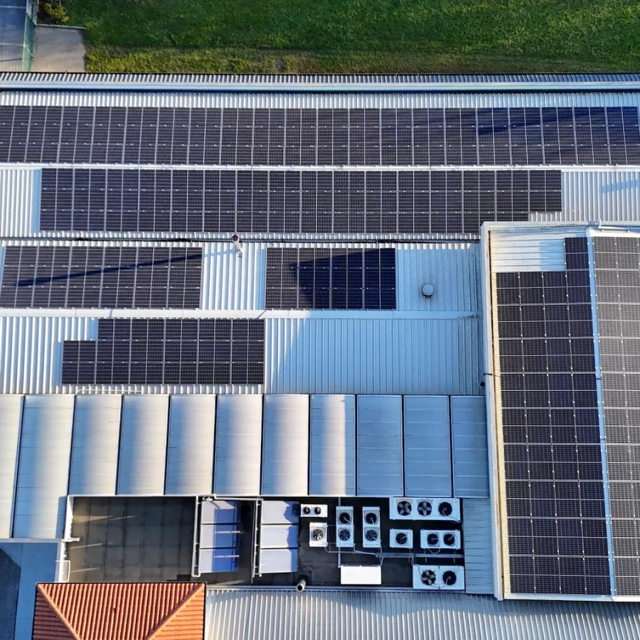 Renergy Group - Vendita e installazione di sistemi fotovoltaici